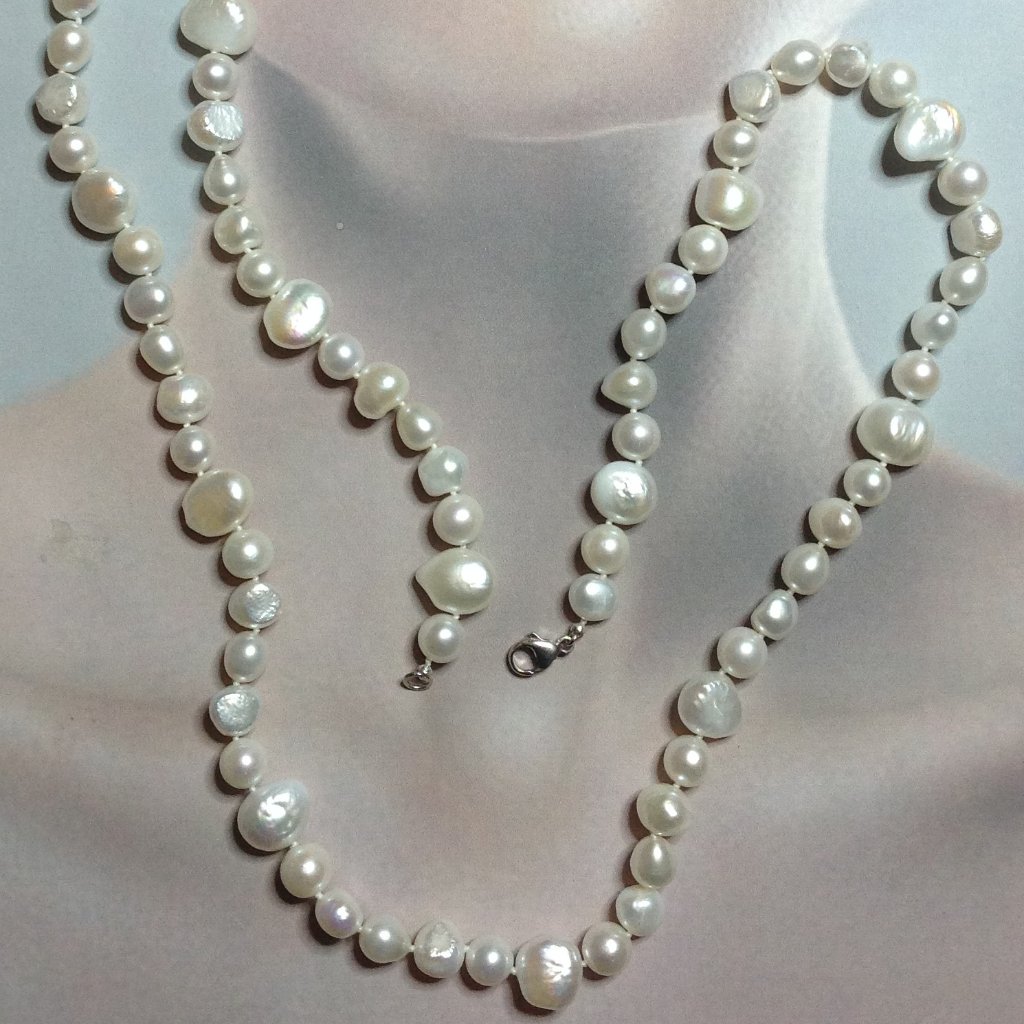 Elegant White Pearl Necklace 50$